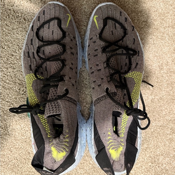Nike Men's Space Hippie (Gray Volt)